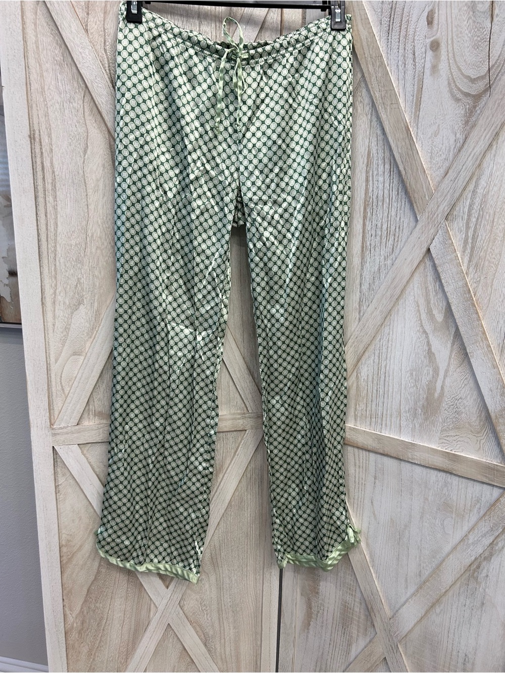 Old Navy Green Geometric Print Pajama Pants
